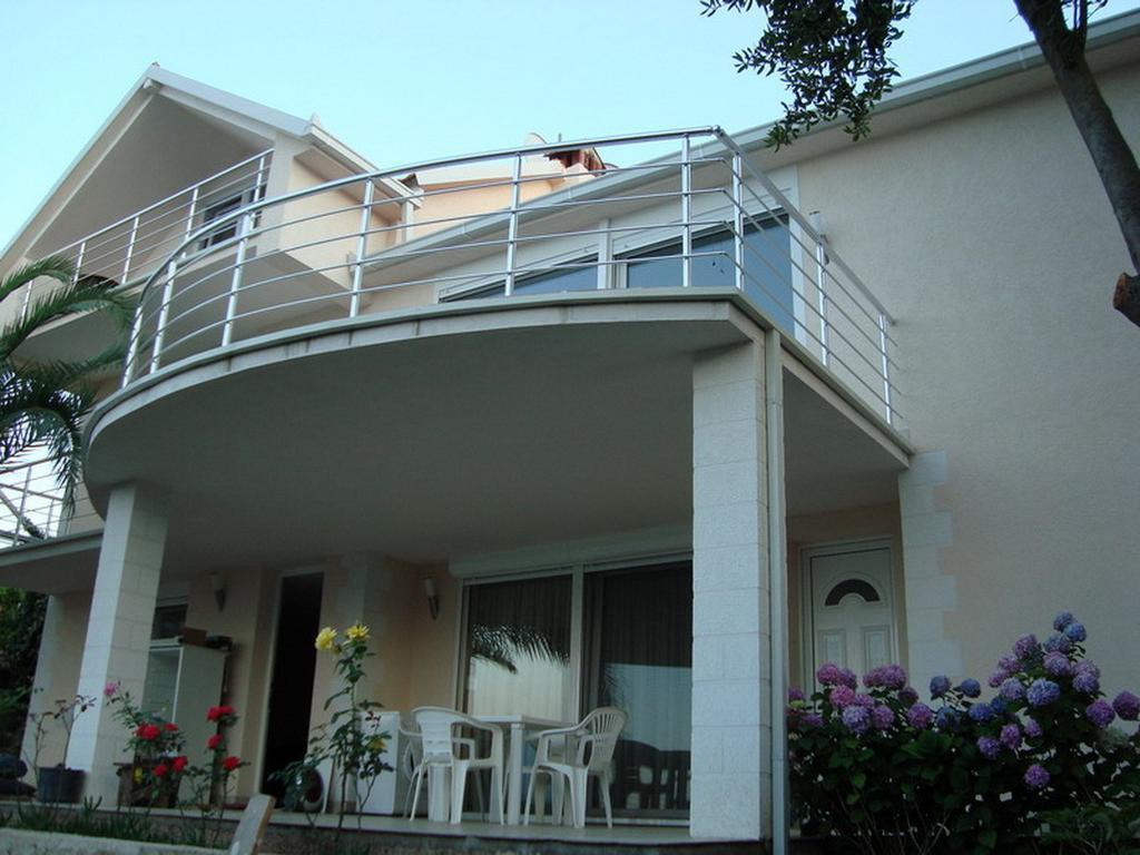 Natalie Apartments Tivat Exterior foto